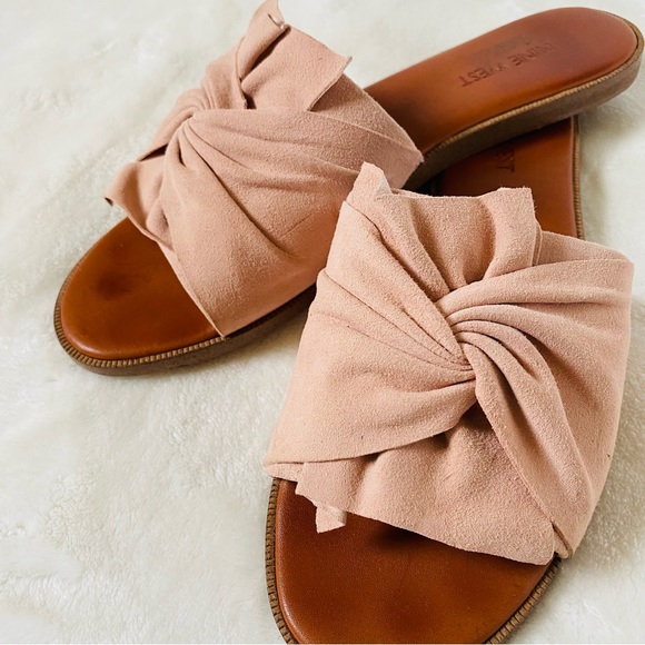 NINE WEST Suede Slip On Sandal Blush - Picture 2 of 10